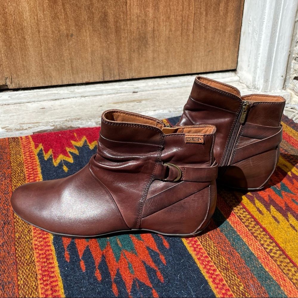 PIKOLINOS VENEZIA Women’s Brown Leather Zip up Booties size 11 ($200 retail)